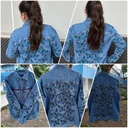 Chamarra pintada con mariposas